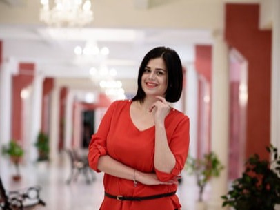 A woman wearing red clothes